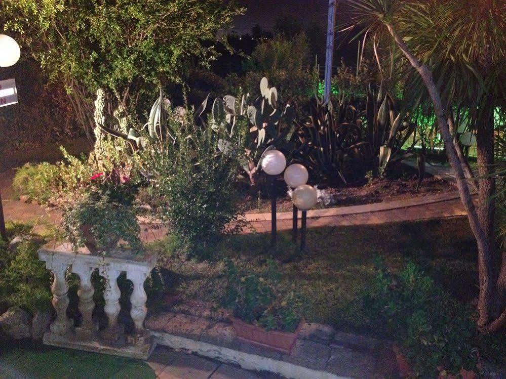 Bed & Breakfast Santa Fara Bari Exterior foto